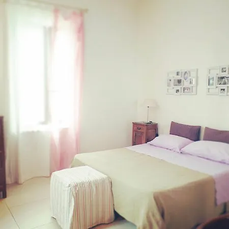 Glicine Bed & Breakfast 3*