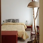Glicine Nocleg ze śniadaniem Civitanova Marche